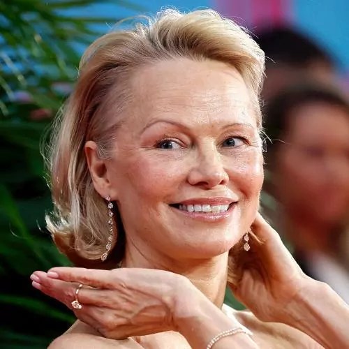 Pamela Anderson na premierze filmu „The Naked Gun” w Londynie, 22 lipca 2025 roku (Fot. John Phillips via Getty Images)